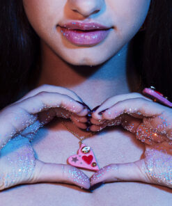All You Need Is Love - Kaulakoru
