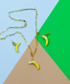 Alternative view of Banana Love - Korvakorut